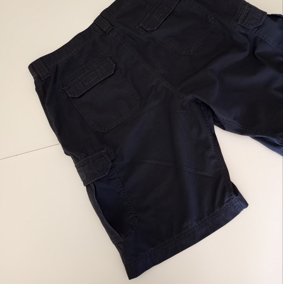 The North Face Dark Gray Cargo Shorts Mens Size 40 - Picture 5 of 14